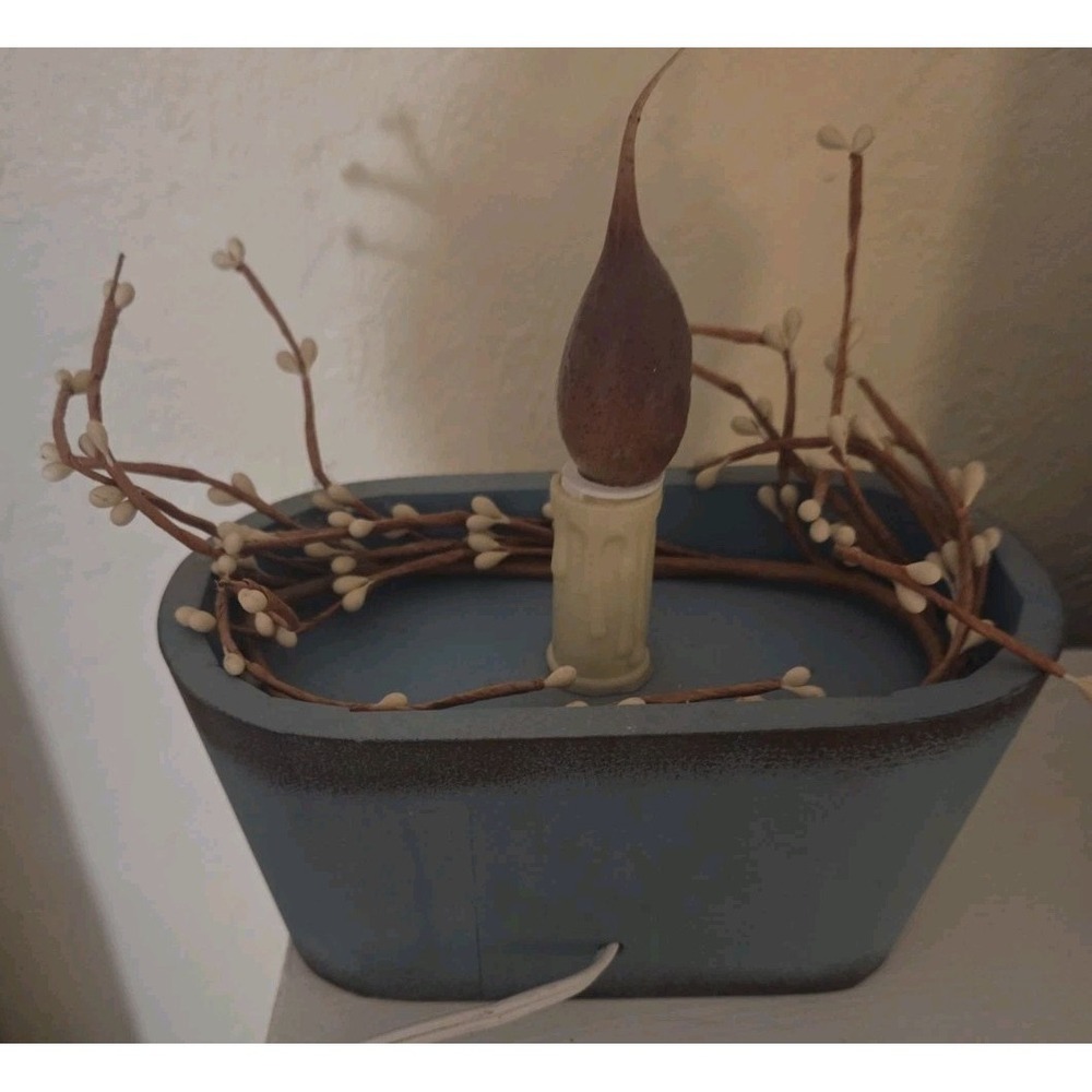 Vintage Nantucket Electric Candle Light  Rustic Blue Wooden Base 6 inch x 4 inch - Picture 4 of 8